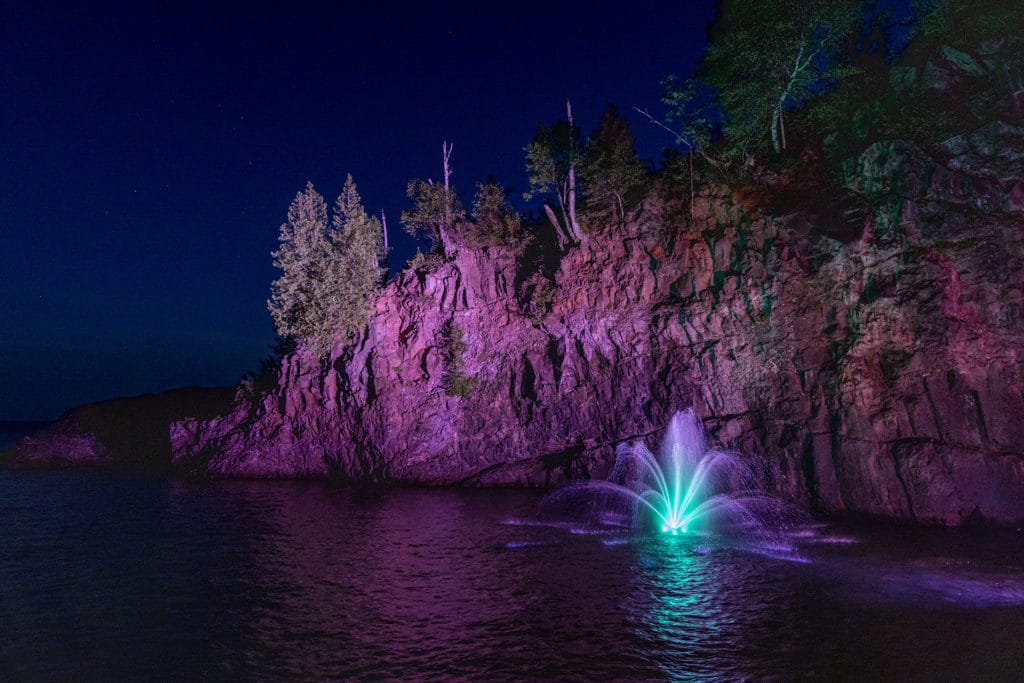 Fontaine flottante Kasco sur un étang