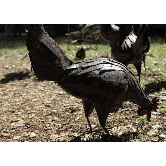 Arrosoir & Persil Poule rouille picore - Oiseau décoratif en métal recyclé 13011