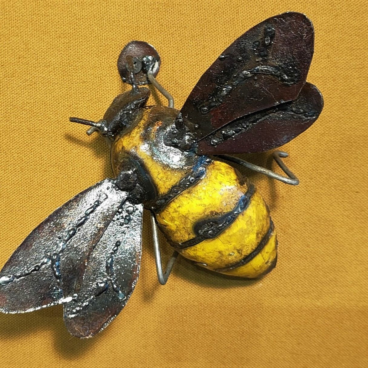 Abeille Jaune pour mur