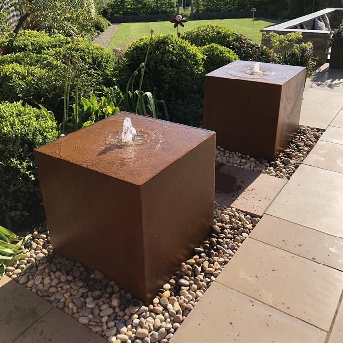 Bloc d'eau Source en acier corten - Aquigarden