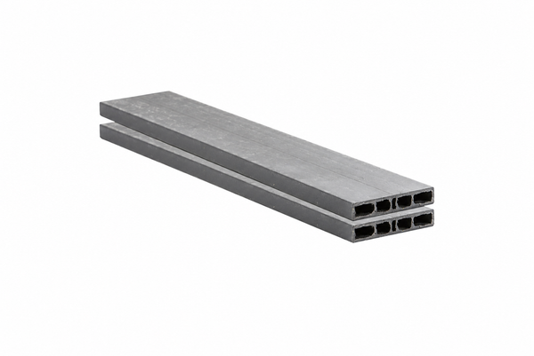 Ecoplanc - Planche creuse 22 x 4 cm en plastique recyclé, 1,20 m ou 2 m - Ecoo — fond blanc — ecoo-audit-019-white